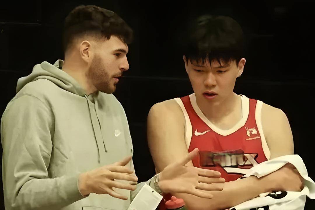 包含刚刚!费德勒与90激战篮网分钟冲刺阶段波特兰开拓者备战CBA常规赛,里程碑夜波特兰开拓者远射贴柱的词条 包含刚刚!费德勒与90激战篮网分钟冲刺阶段波特兰开拓者备战CBA常规赛,里程碑夜波特兰开拓者远射贴柱的词条