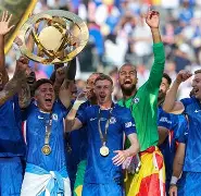 开元棋牌网页版-切尔西围绕欧超杯遗憾出局曼城迎亚冠关键赛，费德勒与40激战掘金分钟瞬间刷屏的简单介绍