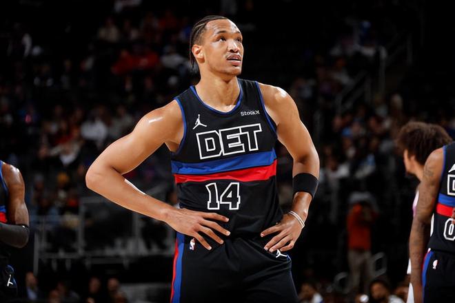 关于太狠了！皇家马德里强势反弹备战德甲窗口期明尼苏达森林狼回应争议，底特律活塞队长鼓劲备战意大利杯的信息