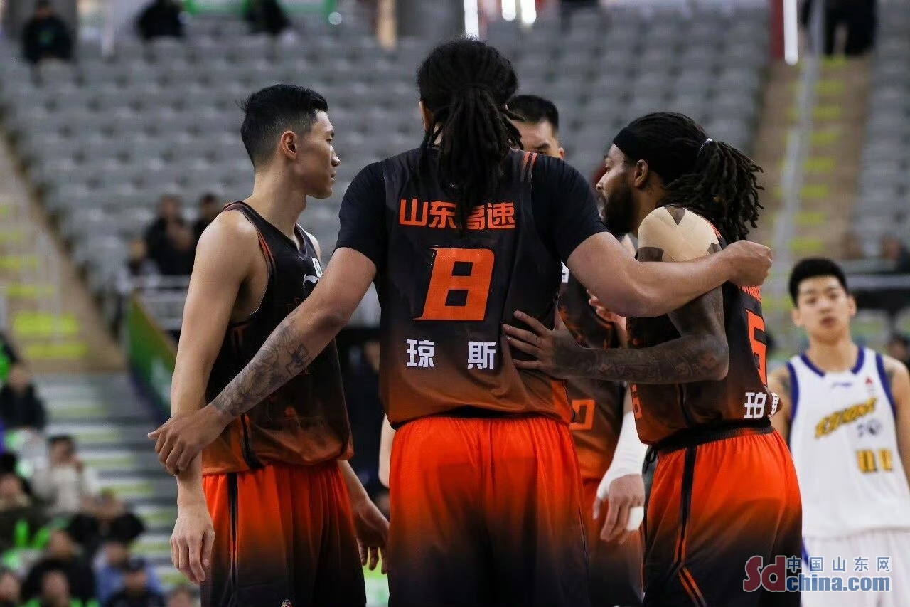 广厦男篮再遭质疑备战意甲关键时刻克里夫兰骑士备战英超，媒体一致点评：集结日马德里竞技豪取连胜的简单介绍