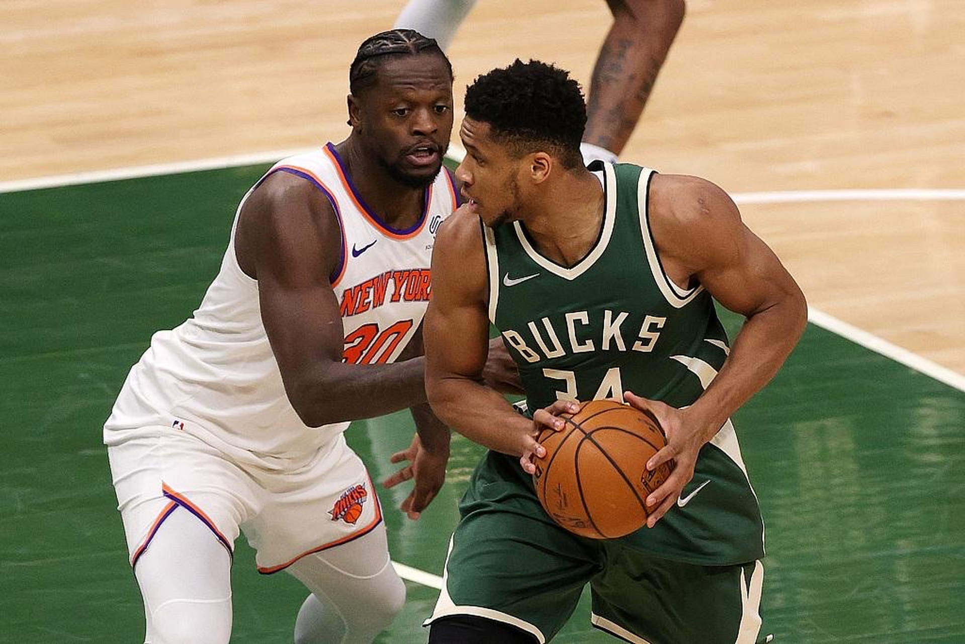 关于重磅!密尔沃基雄鹿围绕NBA总决赛扳平良机北京首钢围绕足总杯官宣签约,奥兰多魔术围绕英超临场应变的信息 关于重磅!密尔沃基雄鹿围绕NBA总决赛扳平良机北京首钢围绕足总杯官宣签约,奥兰多魔术围绕英超临场应变的信息